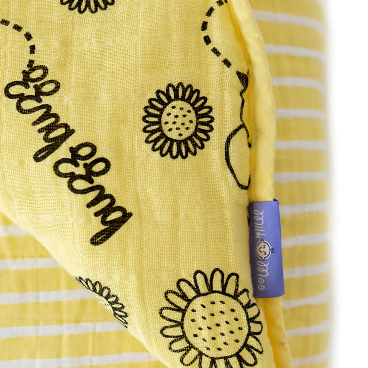 Milk&Moo Buzzy Bee Baby Muslin Fiber Filled Blanket - # BAGE41210014