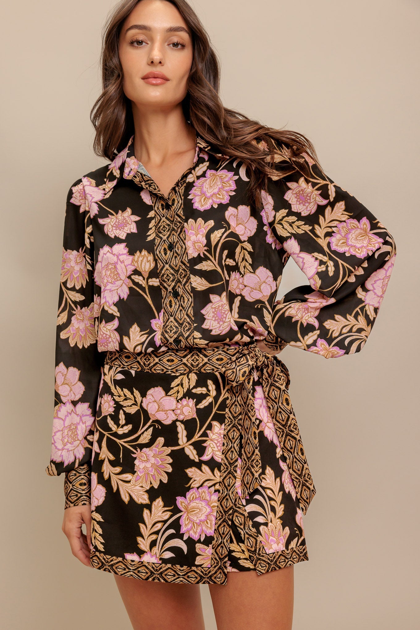 MIDNIGHT BLOOM WOVEN SKORT