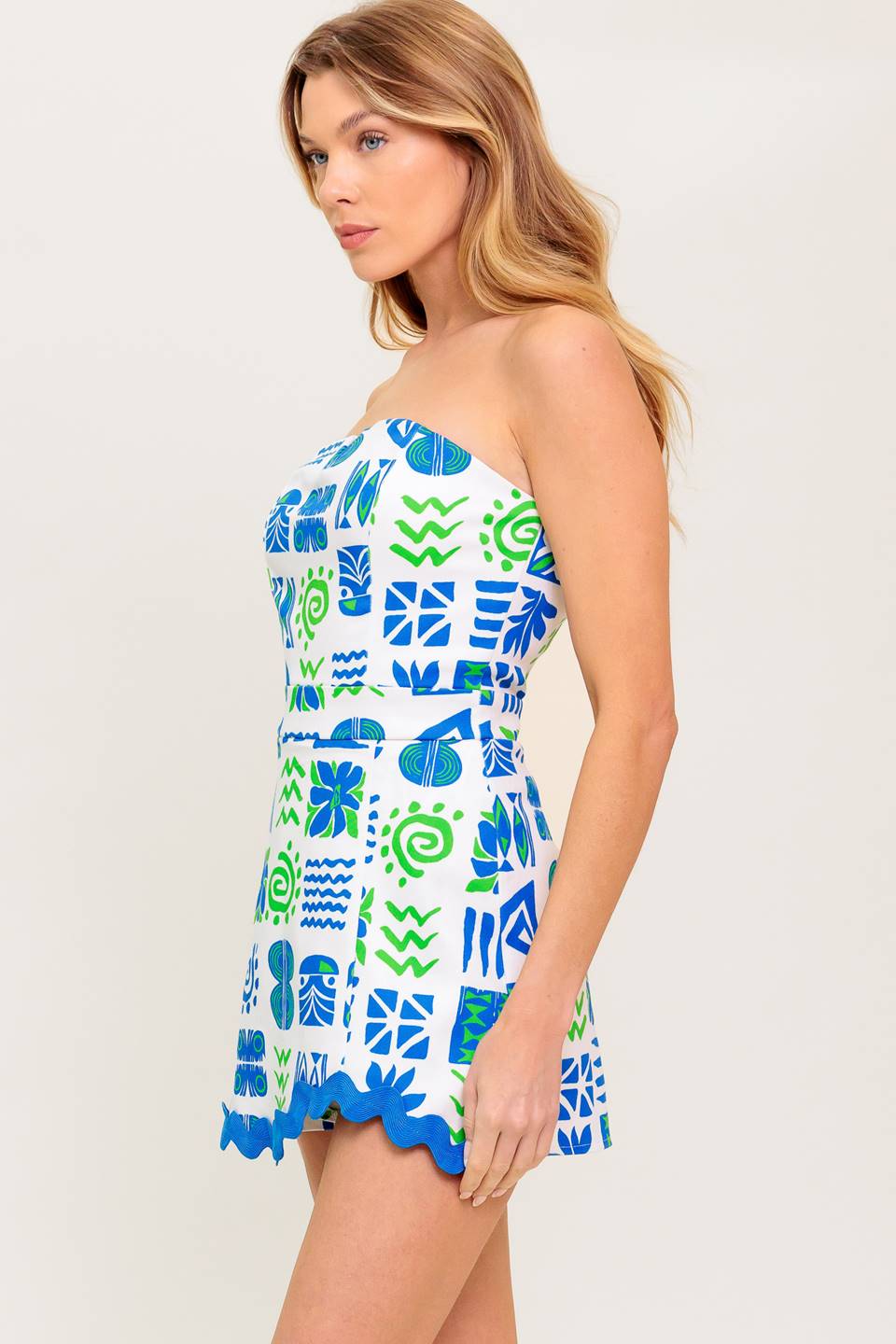 TELL ME WHITE BLUE WOVEN ROMPER