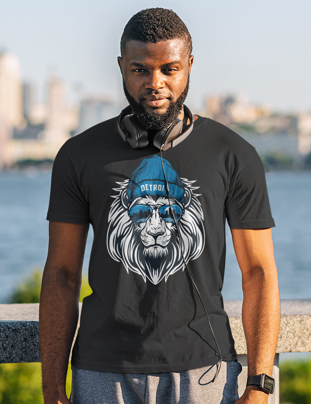 Lion Head - Vintage Black