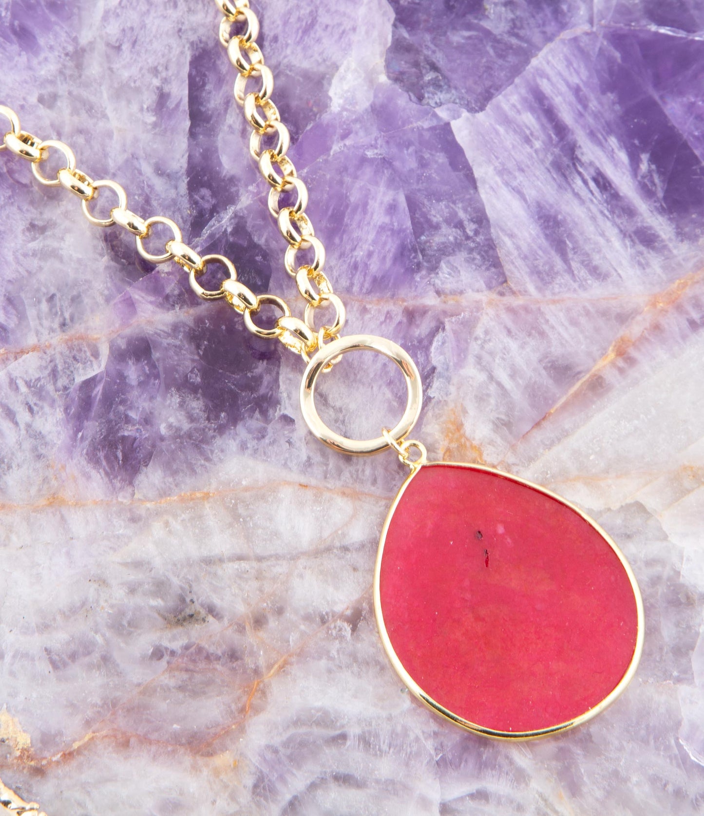 Red Jade Teardrop Golden Chain Necklace
