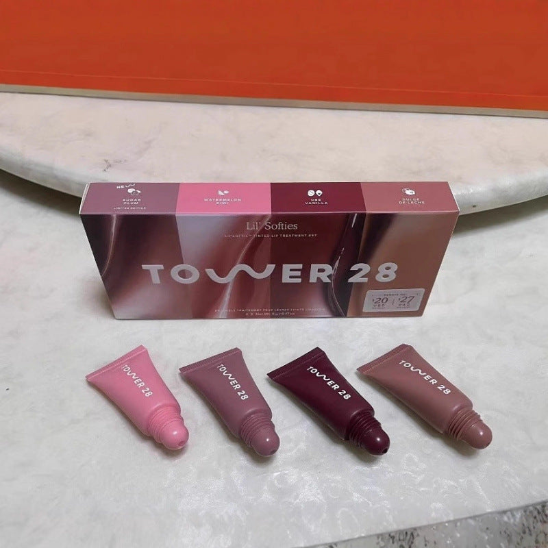 Hydrating moisturizing and nourishing lip care