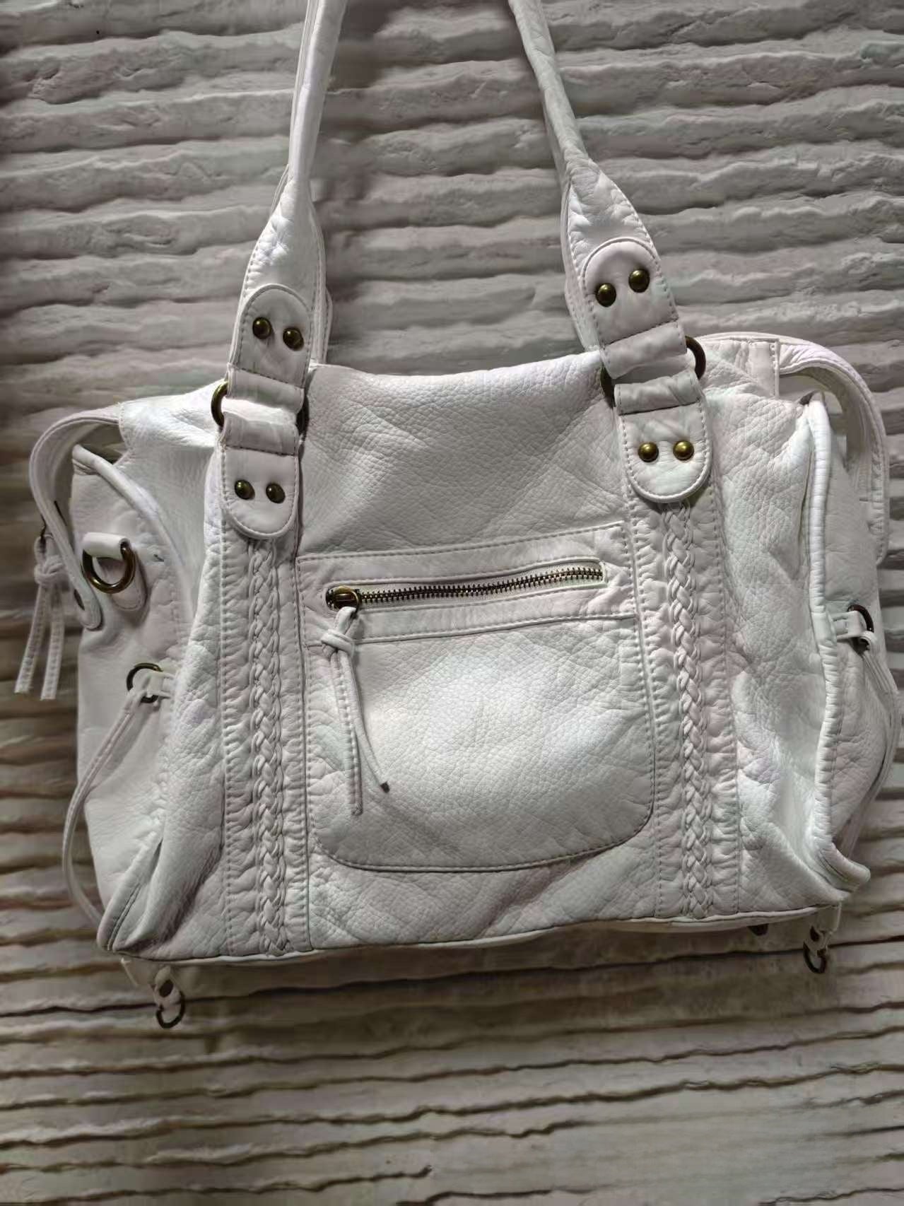 Large-capacity soft motorcycle bag