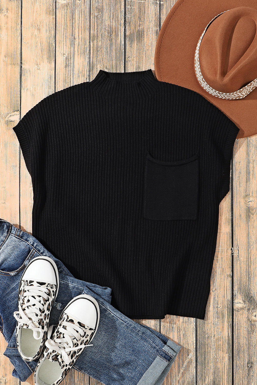 Solid Ribbed Knit Patch Pocket Short Sleeve Sweater
