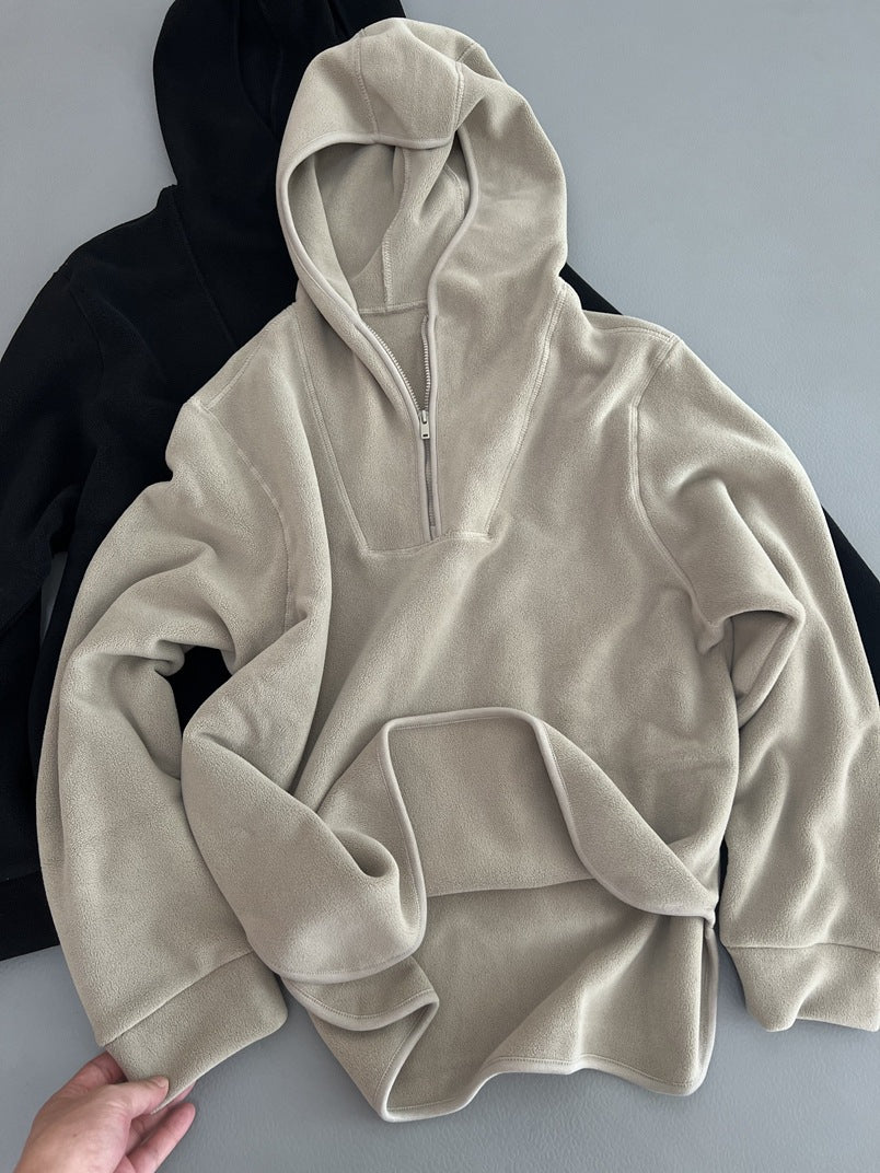 Hooded loose-fitting hoodie