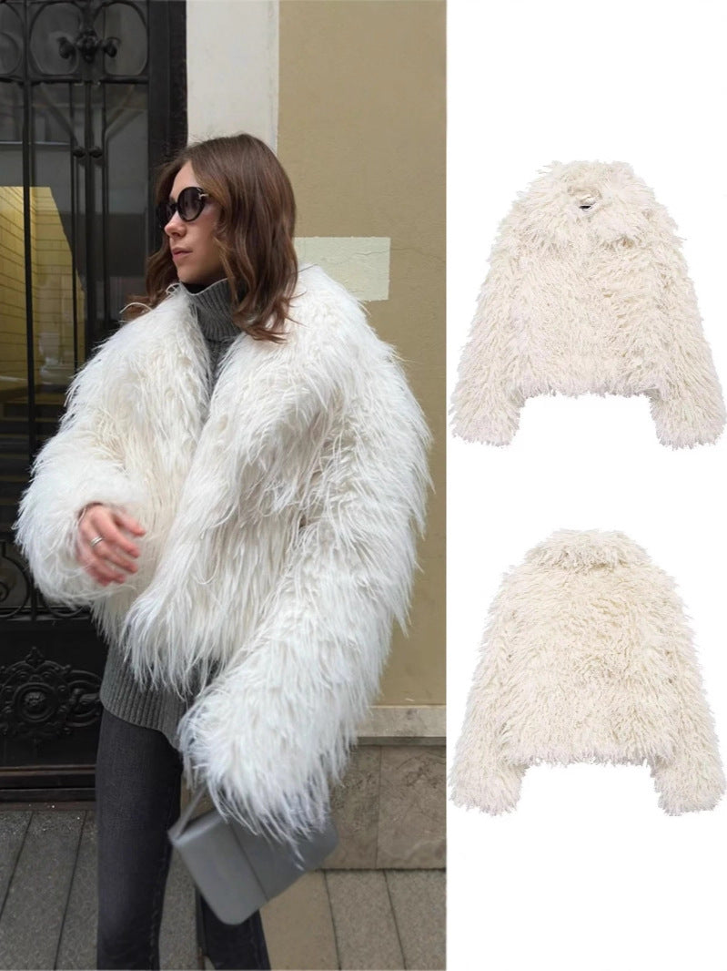 European-style white long-haired fur