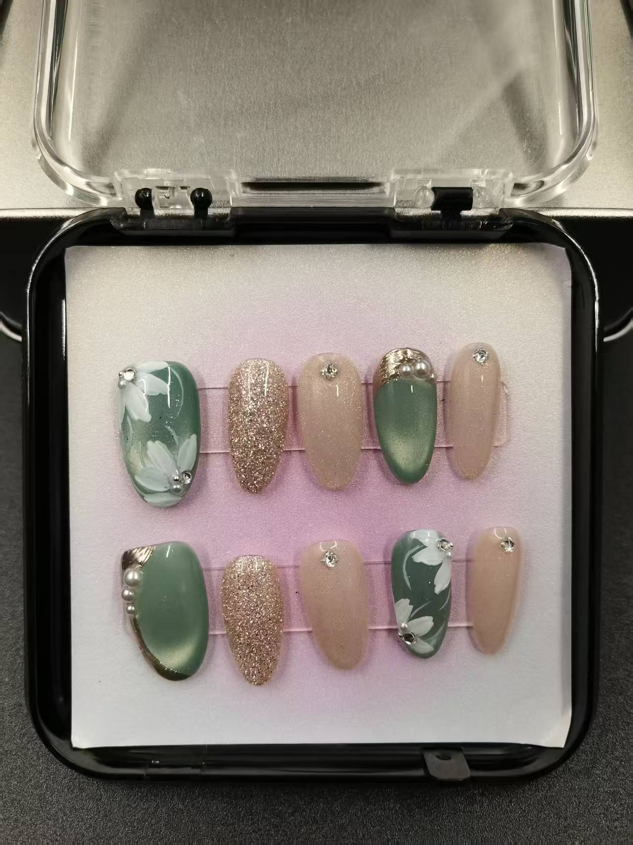 1037- Handmade press on nails fake nails removable