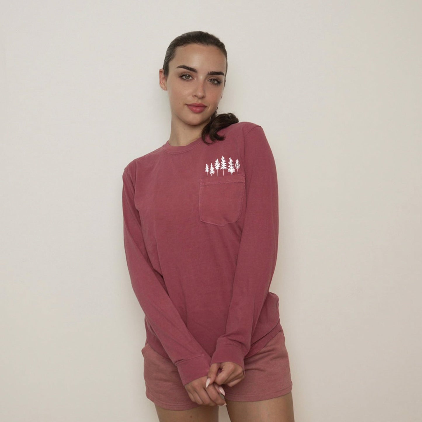 Comfort Colors Tree Mountain Nature Vacation Pocket Long Sleeve Shirt