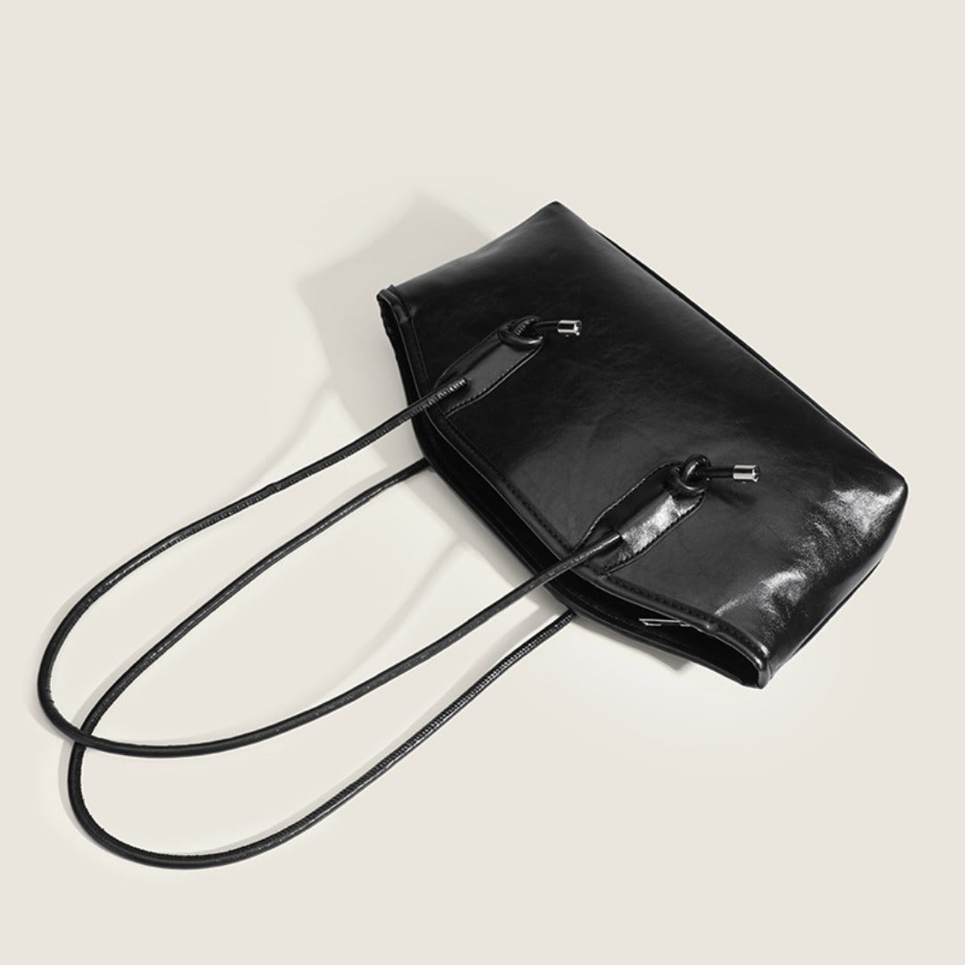 Hobo bag for women, black underarm bag, women's summer fashion shoulder bag, premium texture design casual commuter shoulder bag