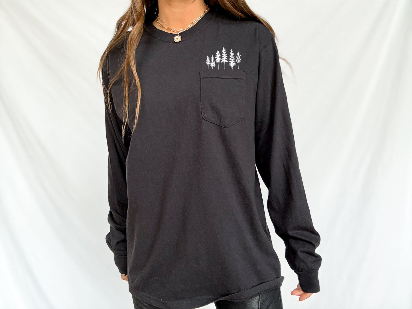 Comfort Colors Tree Mountain Nature Vacation Pocket Long Sleeve Shirt