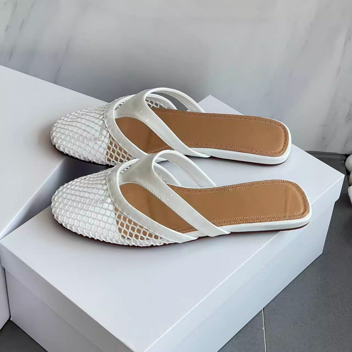 Breathable Hollow Flip-Flop Sandals