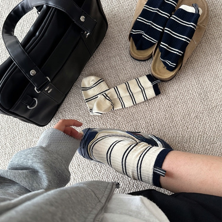 Women's Striped Mid-Tube Socks