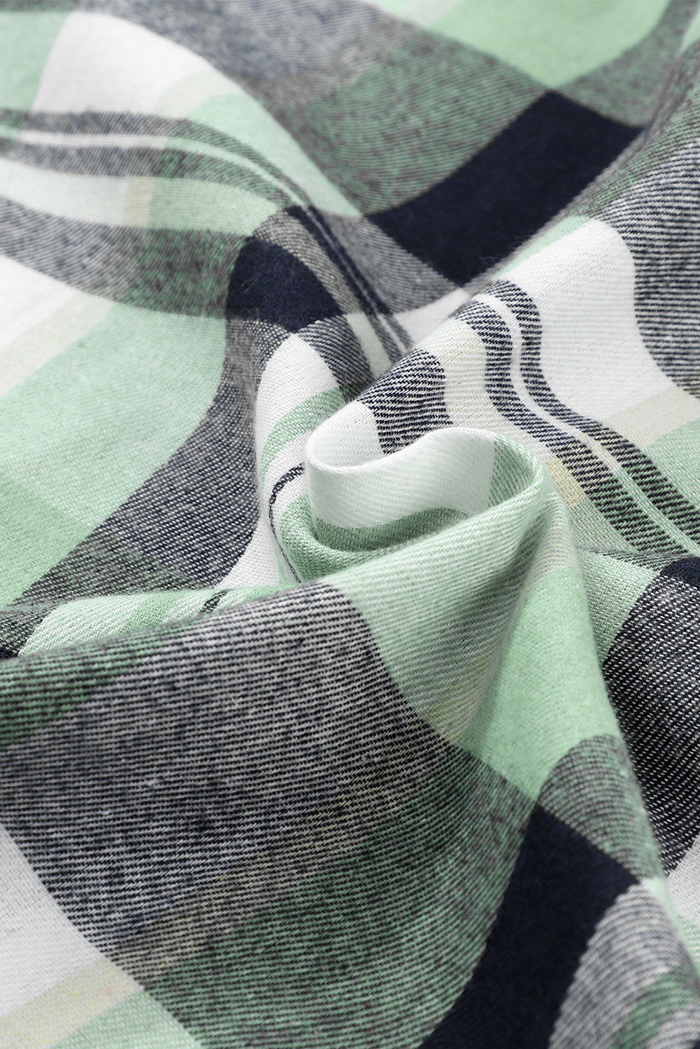 Plaid Patch Pocket Buttoned Shirt