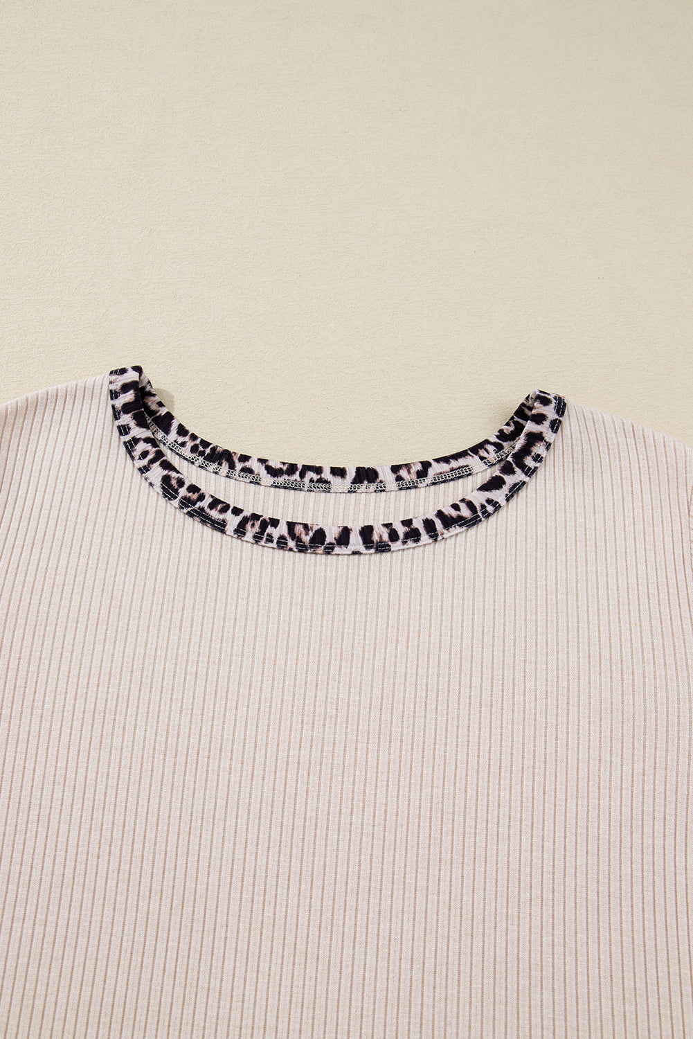 Plus Size Leopard Contrast Trim Ribbed Knit Top