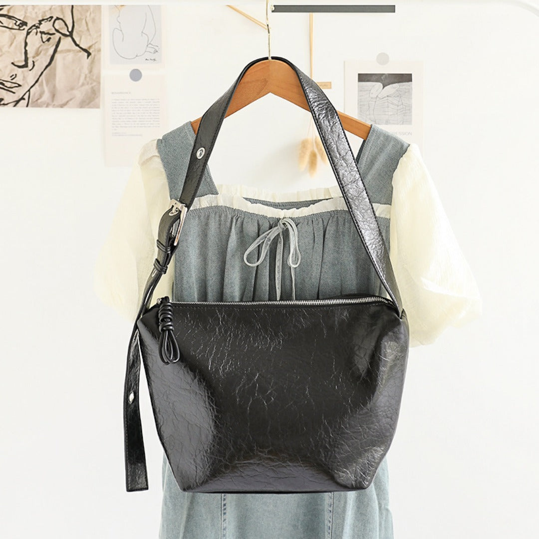Casual Retro Small Square Bag for Women – Soft Texture PU Wide Shoulder Strap Crossbody Hobo Bag