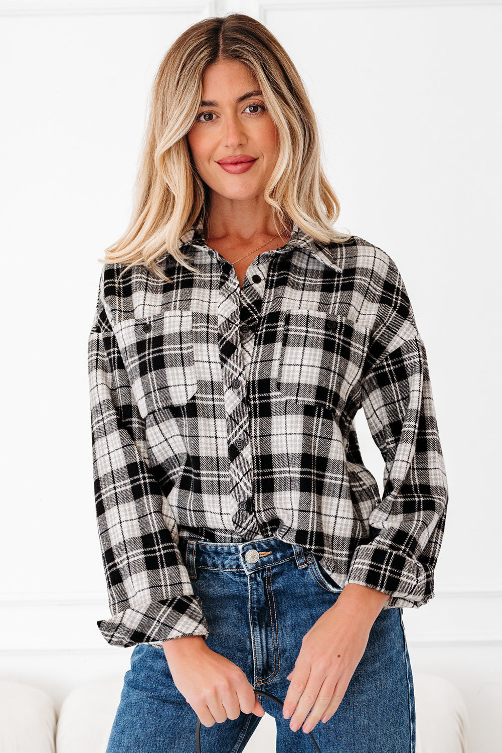 Plaid Chest Pocket Long Sleeve Buttoned Shirt