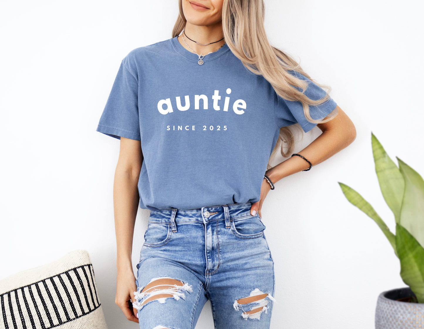 Aunt Personalized Est Year Comfort Colors Graphic Tees (Sportan Font)