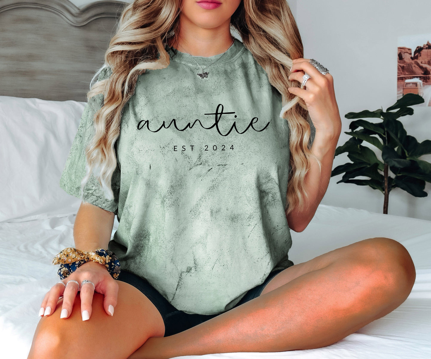 Auntie Personalized Est Year Comfort Colors Graphic Tees (Cursive)