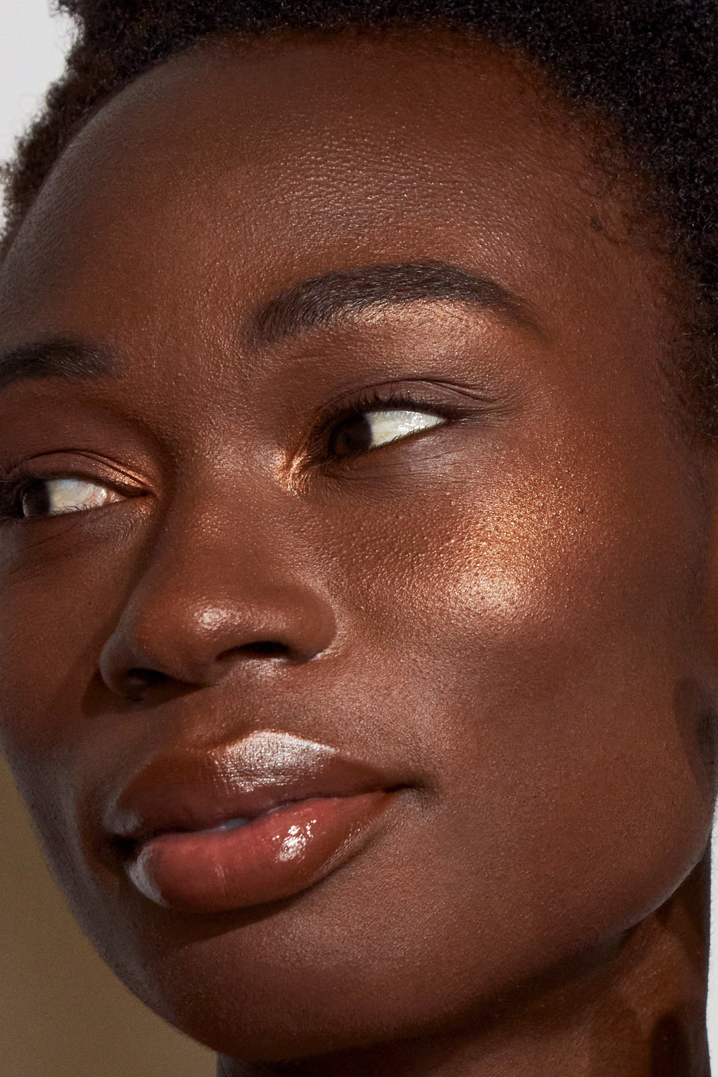 Double Take Skin Perfecting Highlighter