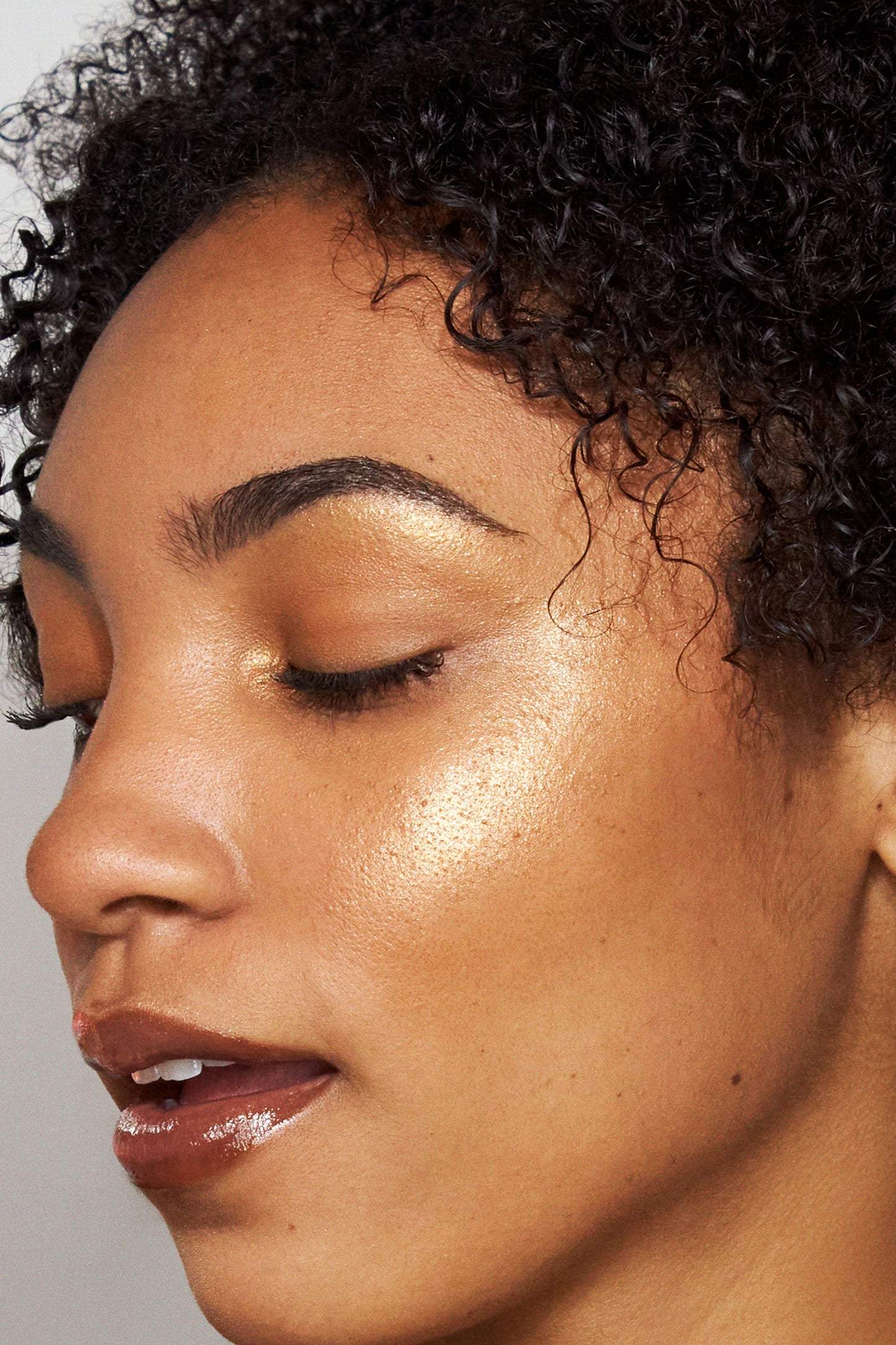 Double Take Skin Perfecting Highlighter