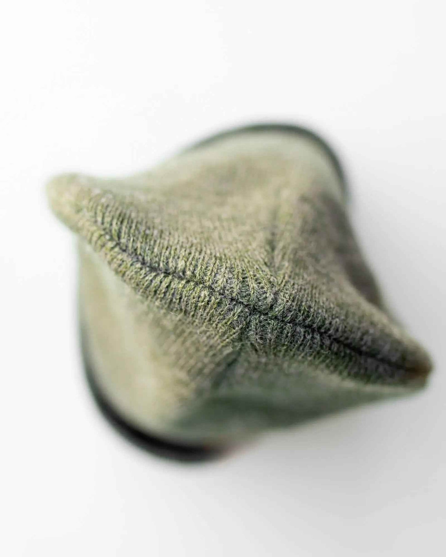 CS107 HAAKWEAR Traditional Silent Cuffed Beanie, Forest Green