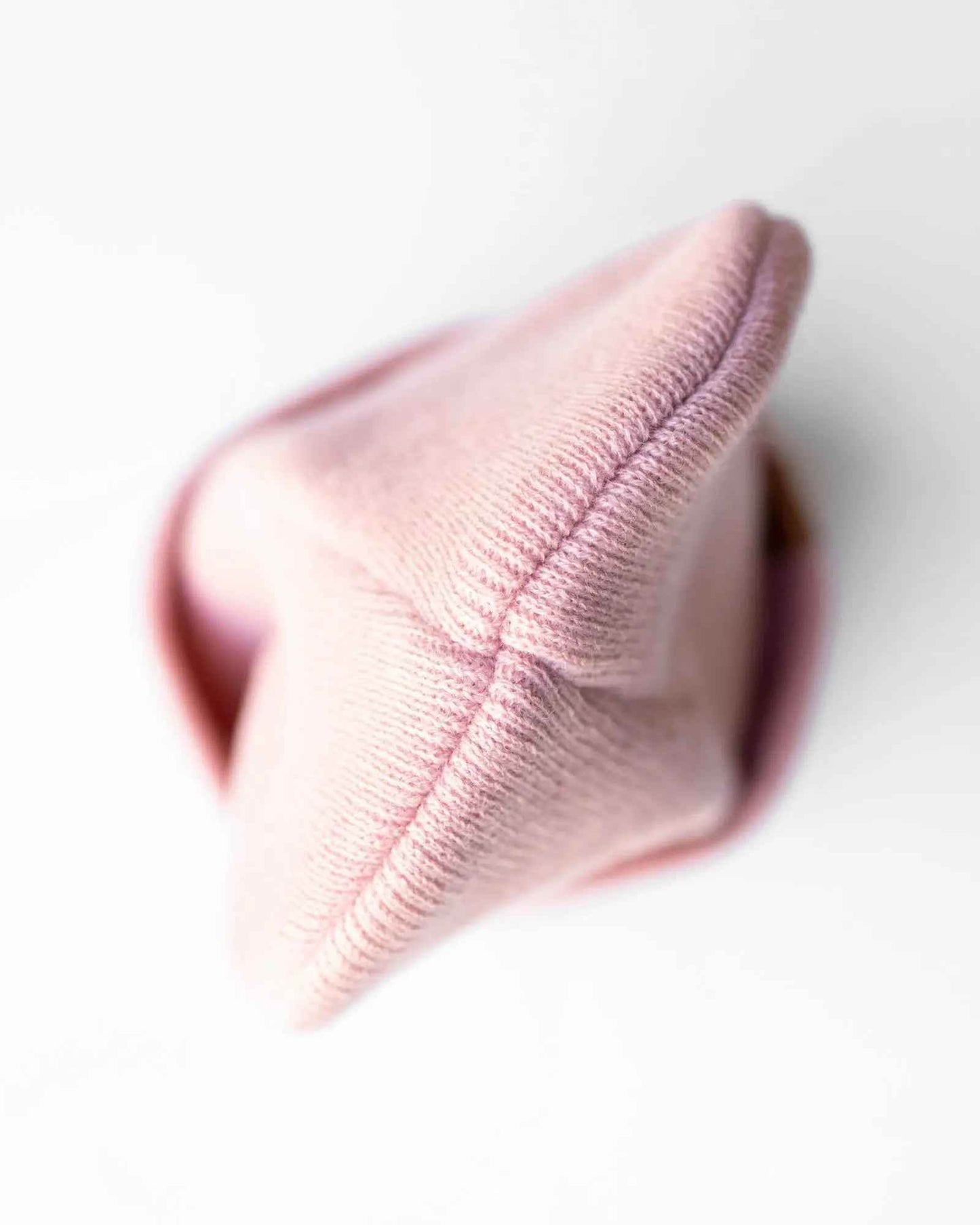 CS111 HAAKWEAR Traditional Silent Cuffed Beanie, Pearl Pink