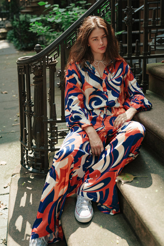 COME AROUND TO YOU WOVEN TOP