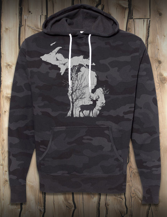 Deer in the Woods - Hoodie - Black Camo