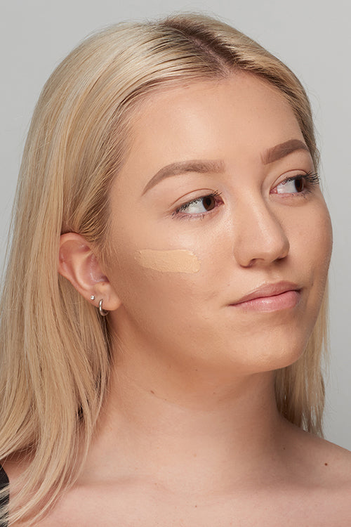 FLAWLESS IRL SKIN PERFECTING FOUNDATION