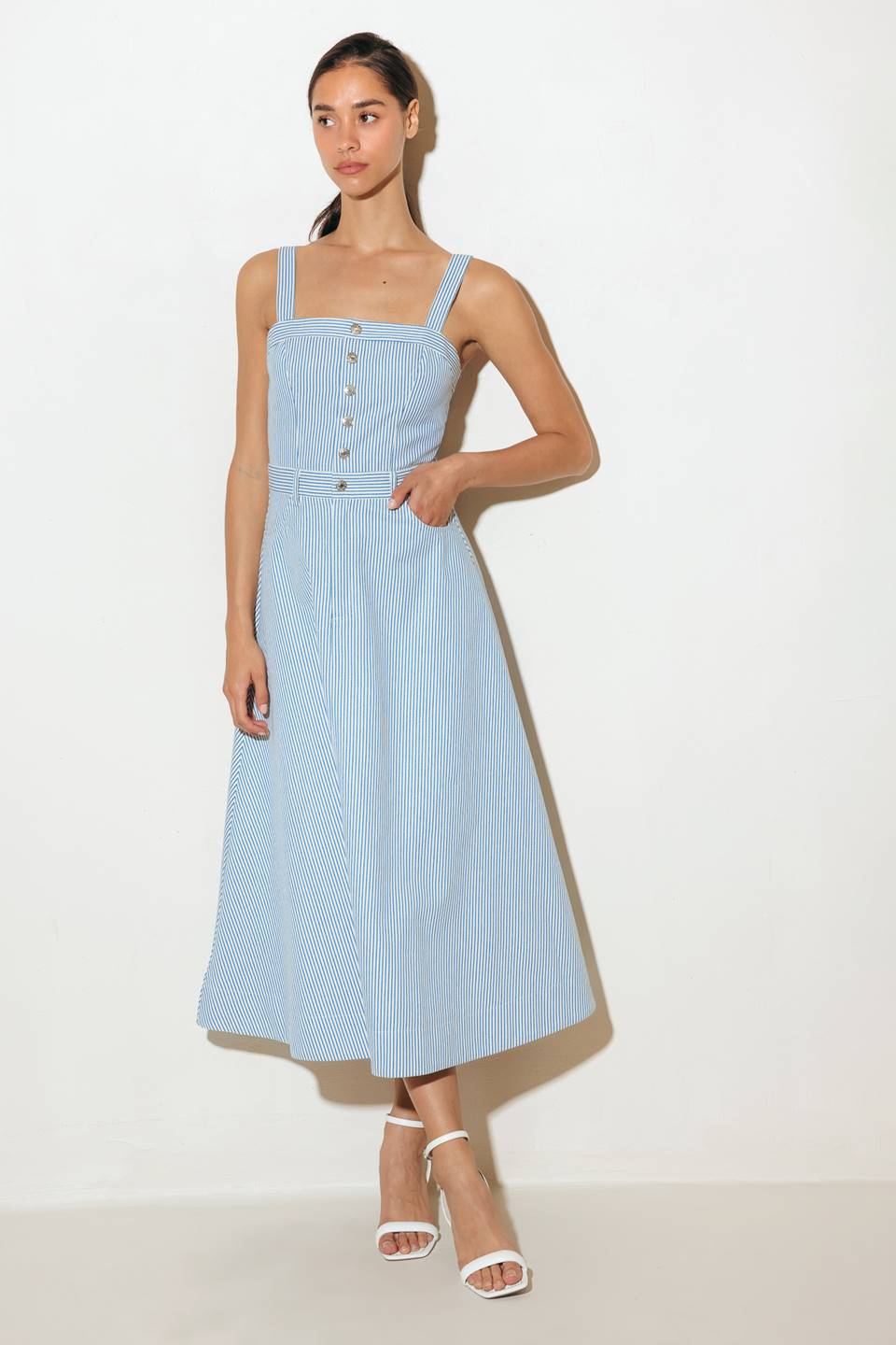 CAREFREE DAISY WOVEN MIDI DRESS