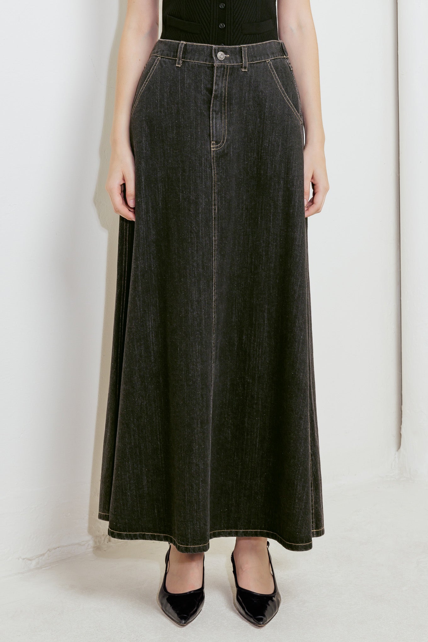 TRADING SECRETS DENIM SKIRT