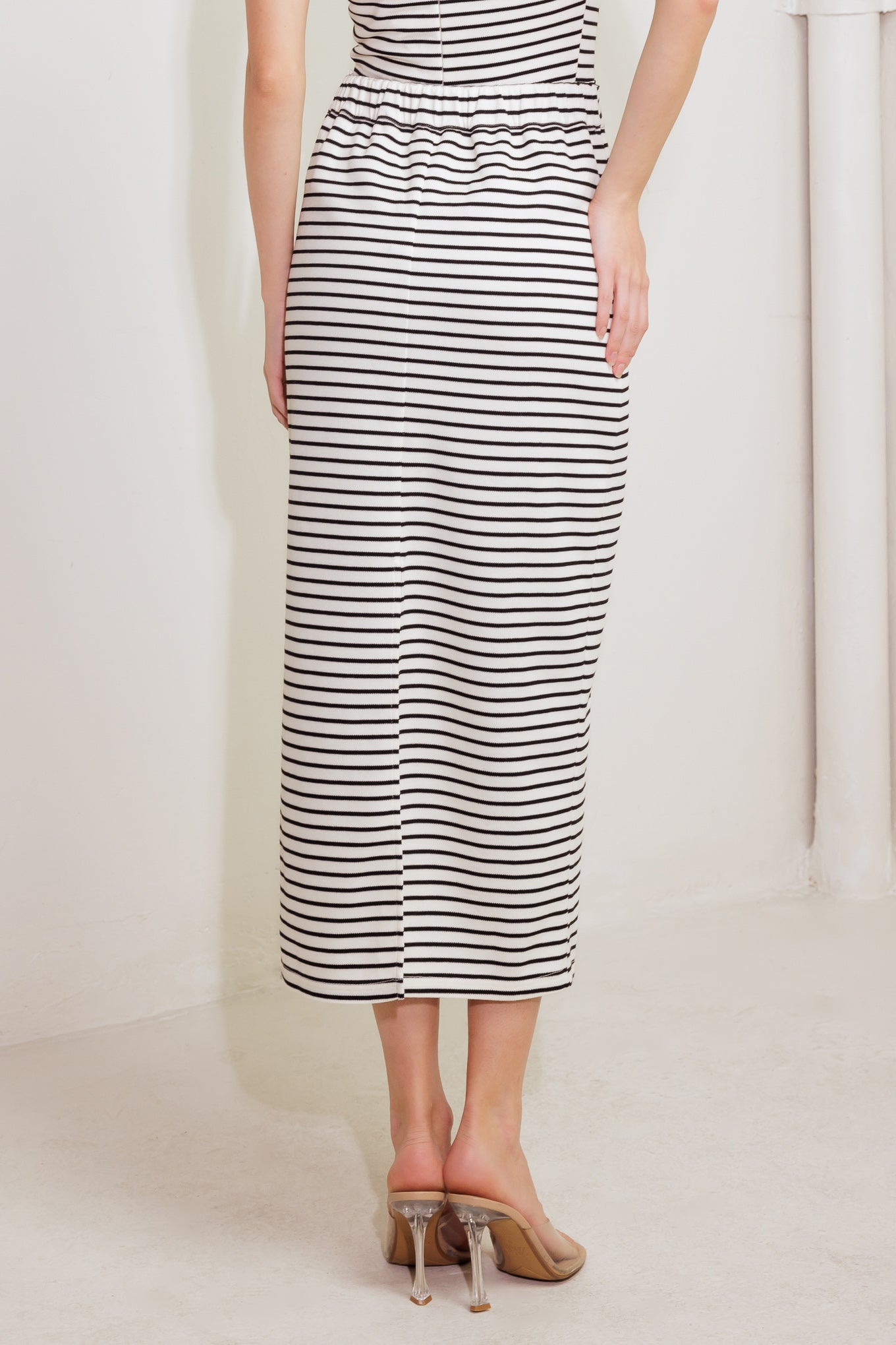 WINDING PATH STRIPED WOVEN SKIRT