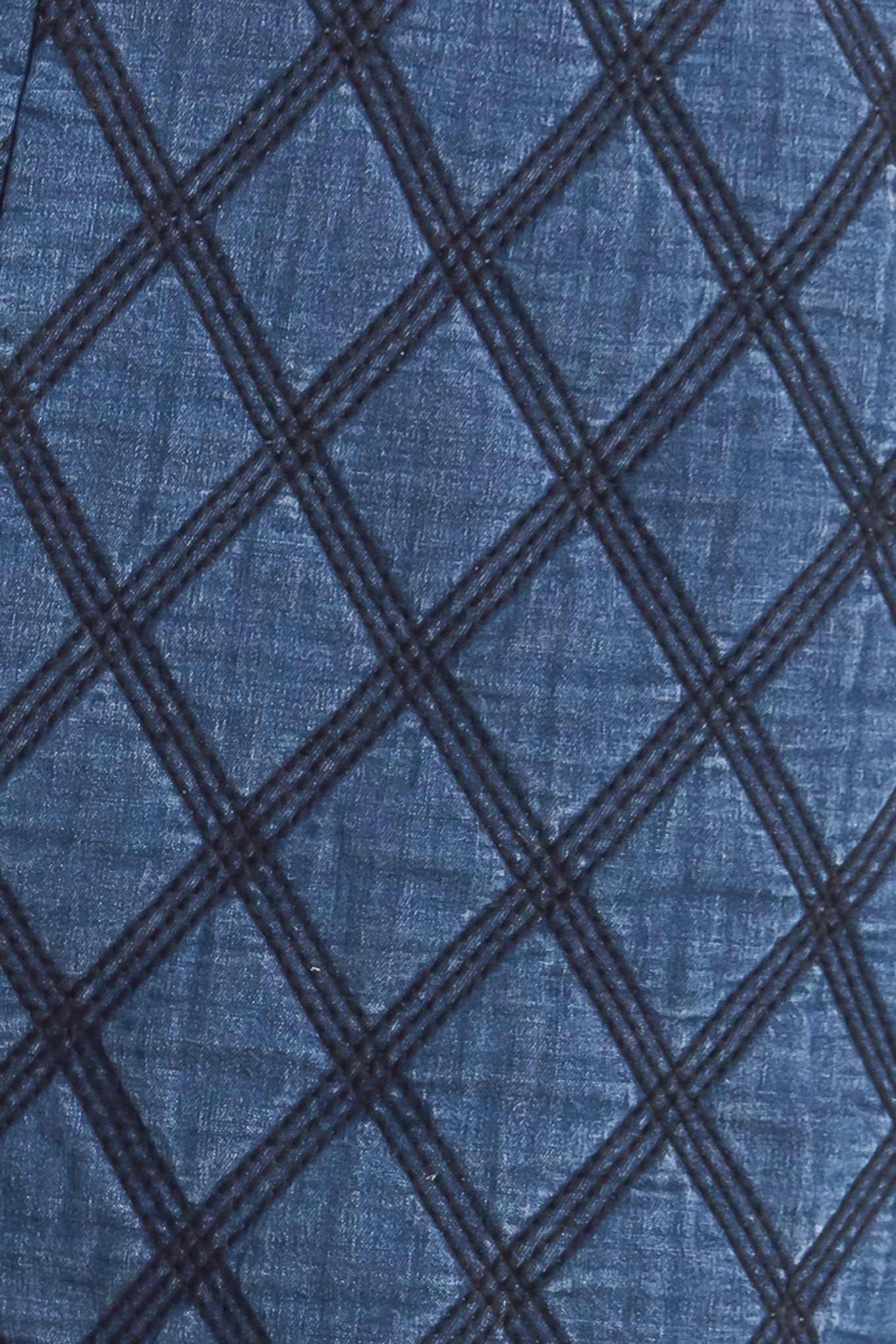 MODERNLUXE QUILTED WOVEN SHORT