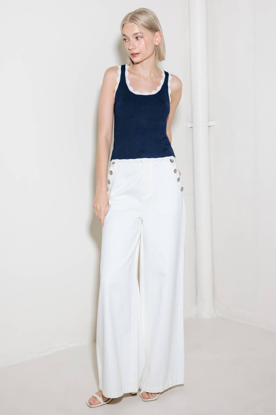 DEEP CONNECTION NAVY KNIT TANK TOP