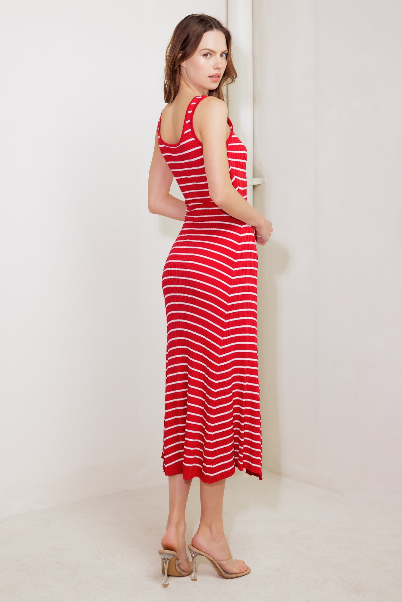 SOFT SIDE OF RED KNIT MIDI DRESS