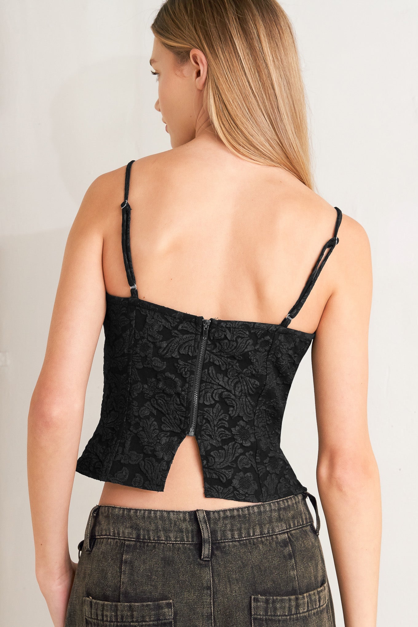 FOREVER DAYDREAMING WOVEN TOP