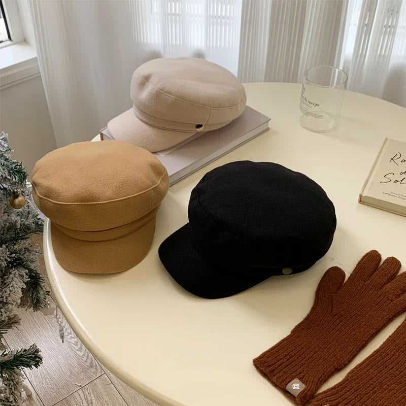 Fashion gold button hat autumn and winter temperament flat top British Korean version of cap wool newsboy hat