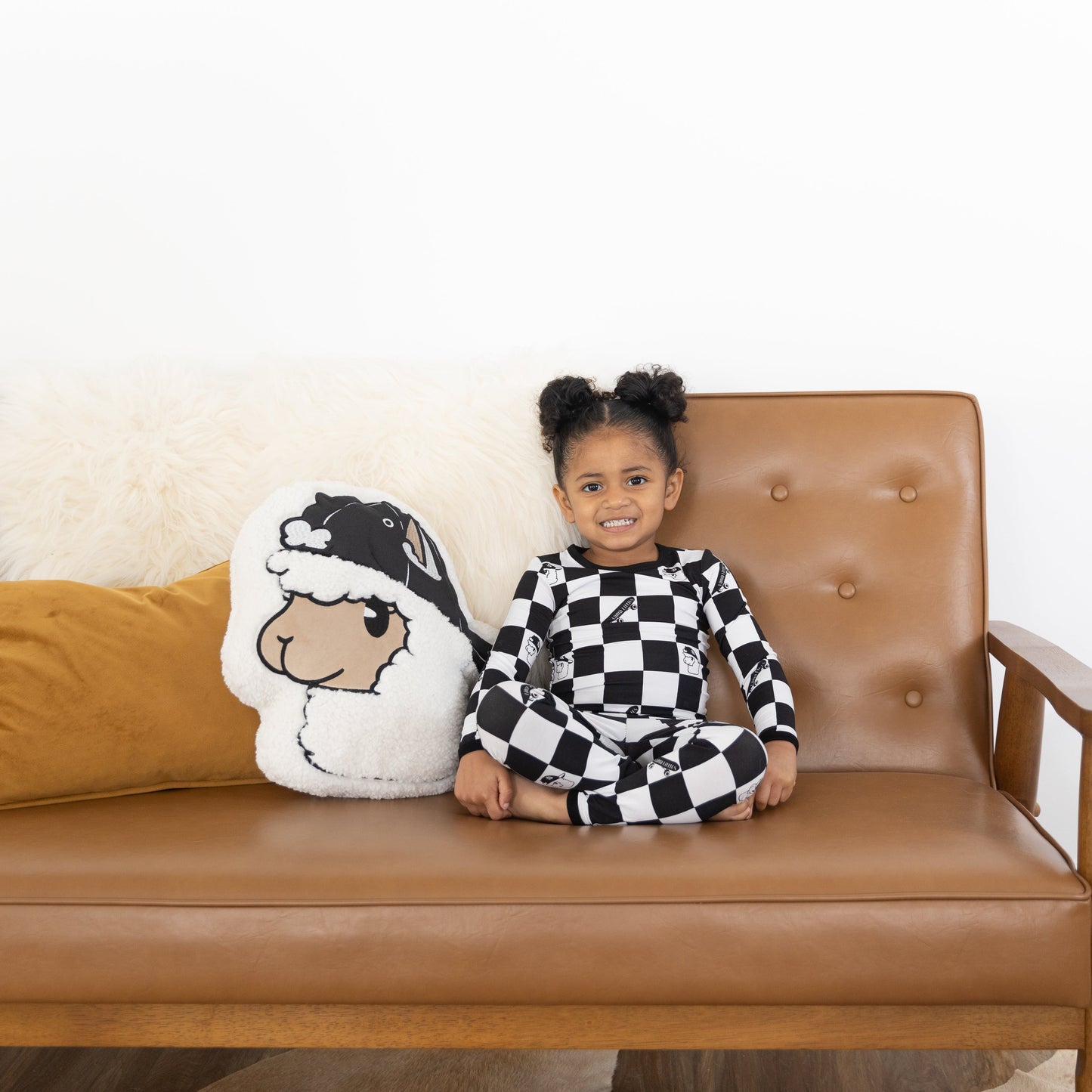 Checkered Llamas 2pc Long Sleeve Pajamas