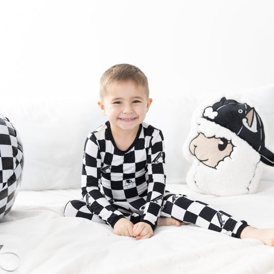 Checkered Llamas 2pc Long Sleeve Pajamas
