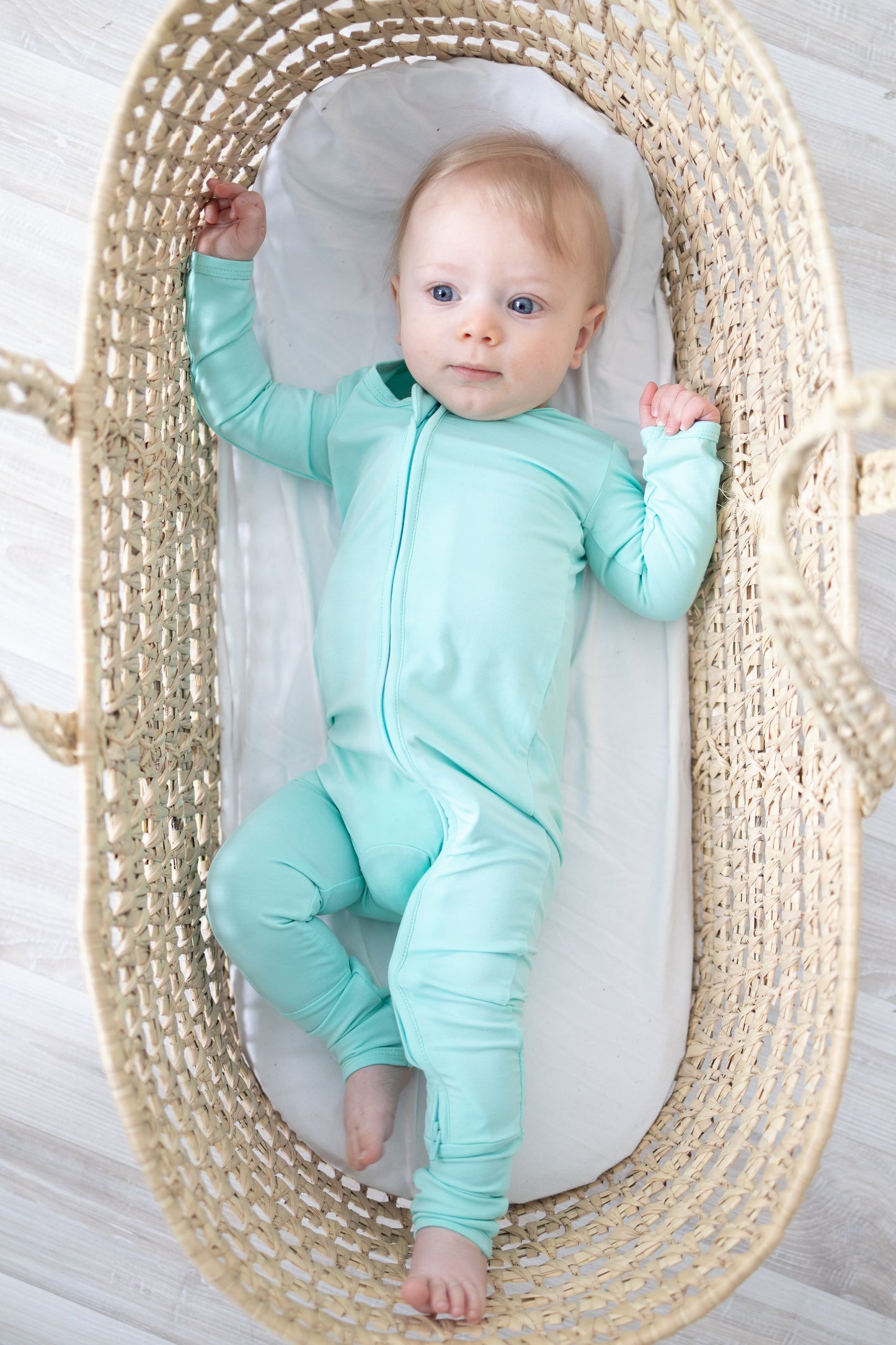 Aqua Convertible Zippy