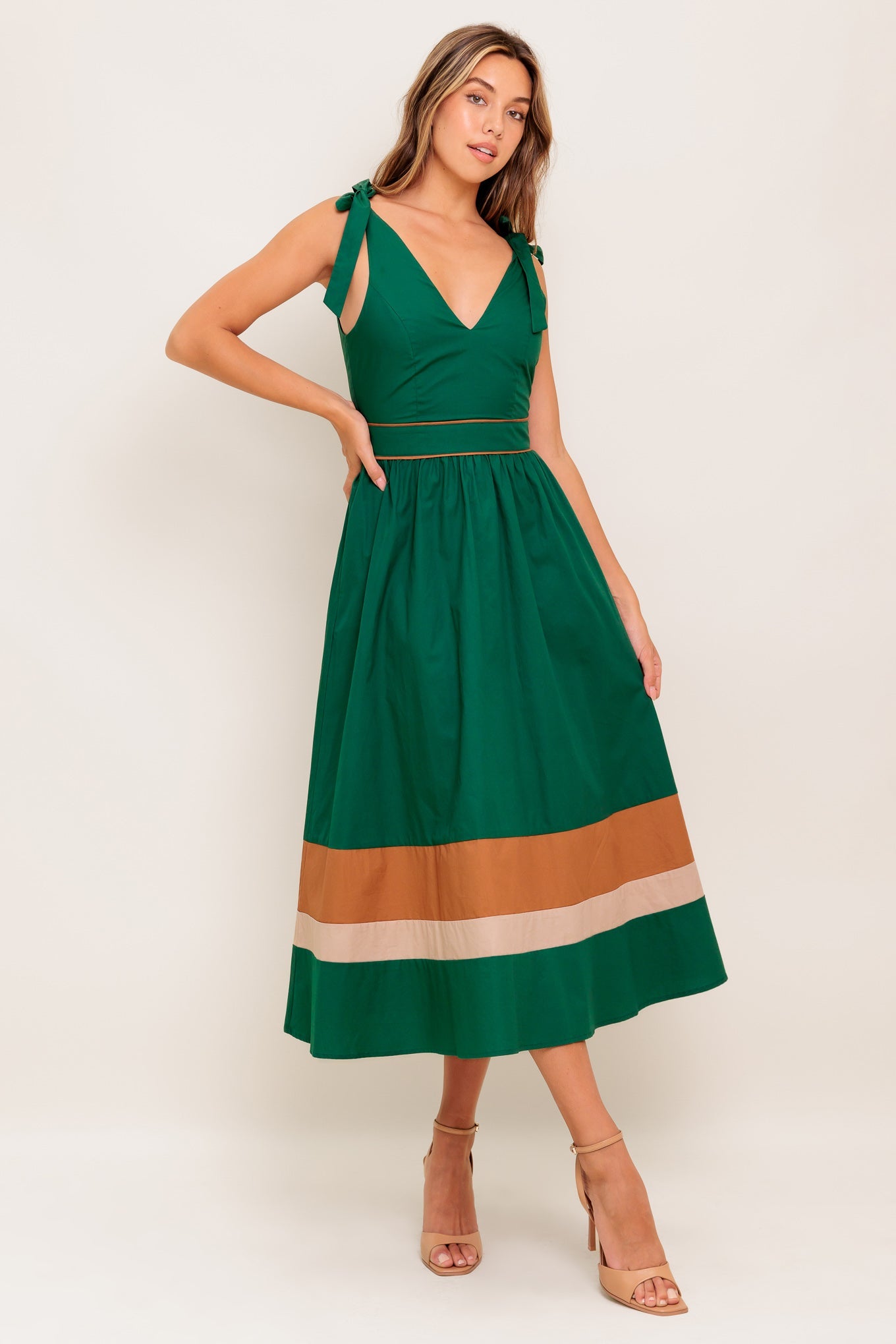 FOREST CHARM WOVEN COLOR BLOCKED MIDI DRESS