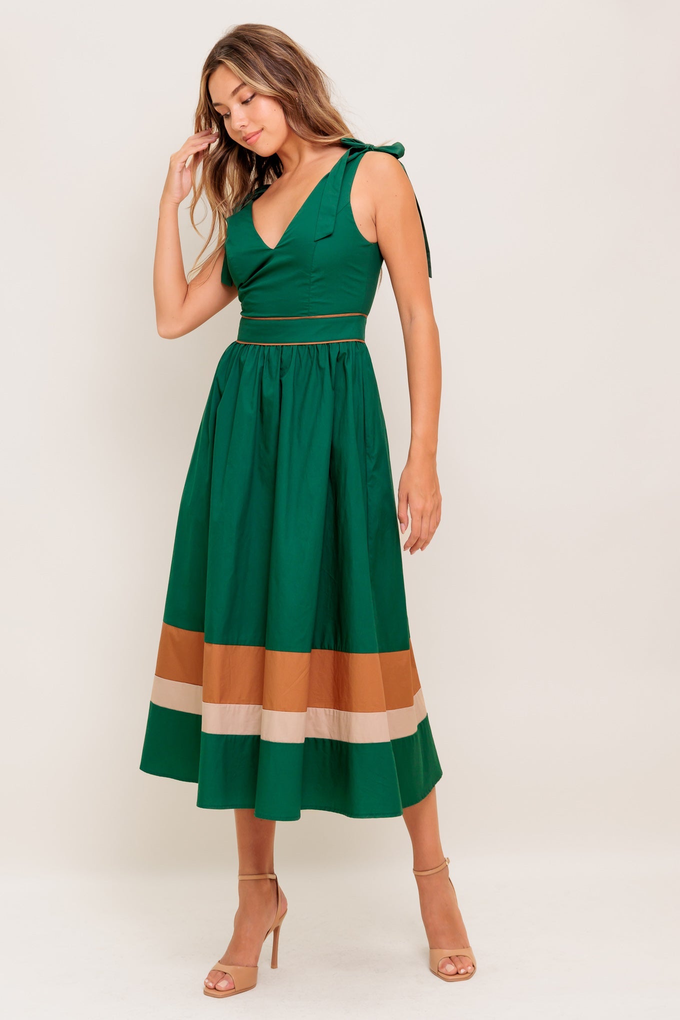 FOREST CHARM WOVEN COLOR BLOCKED MIDI DRESS