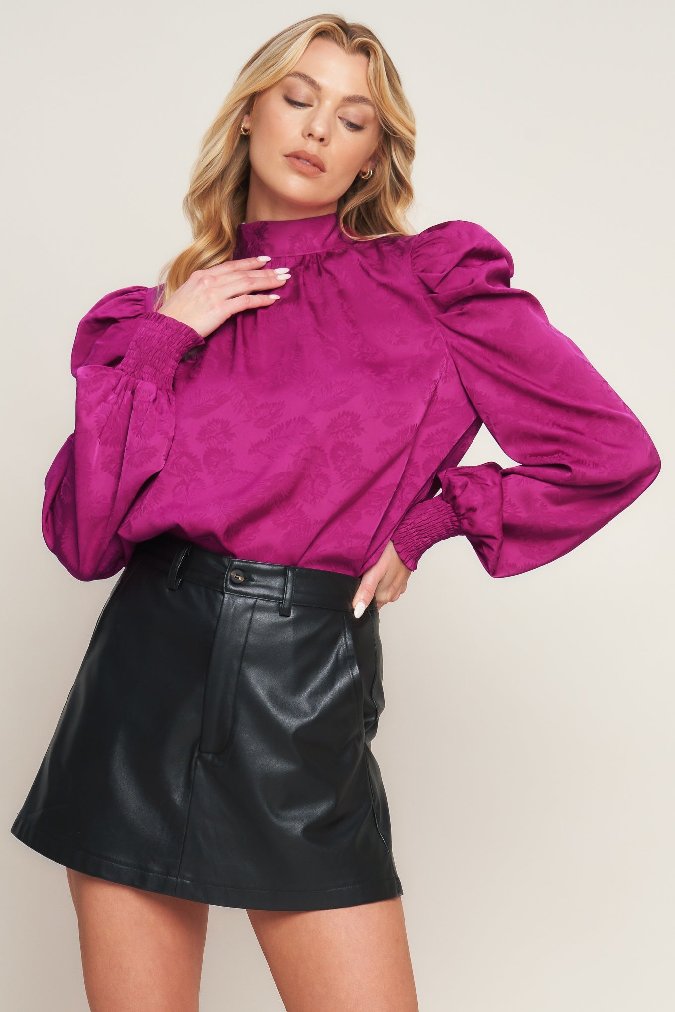 STOLEN GLANCES SATIN TOP