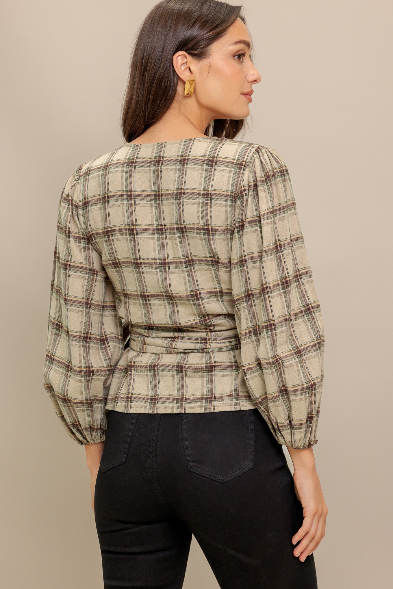 LATTE SUNDAY WOVEN PLAID TOP