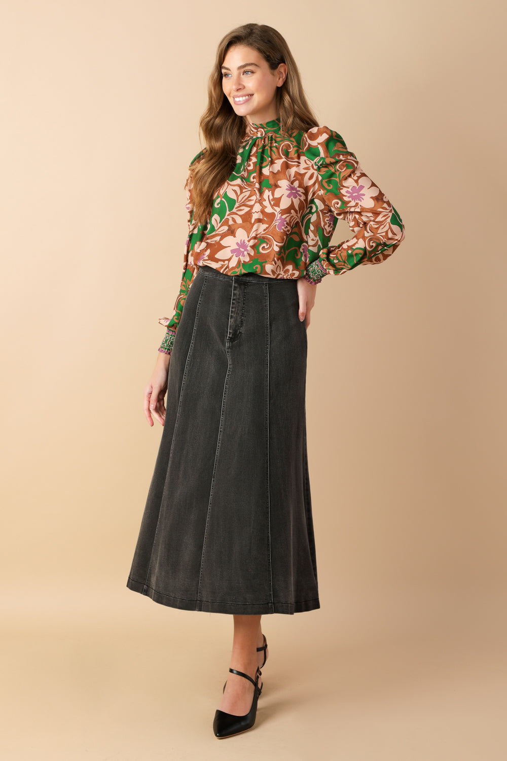 BREWED BLISS WOVEN TOP