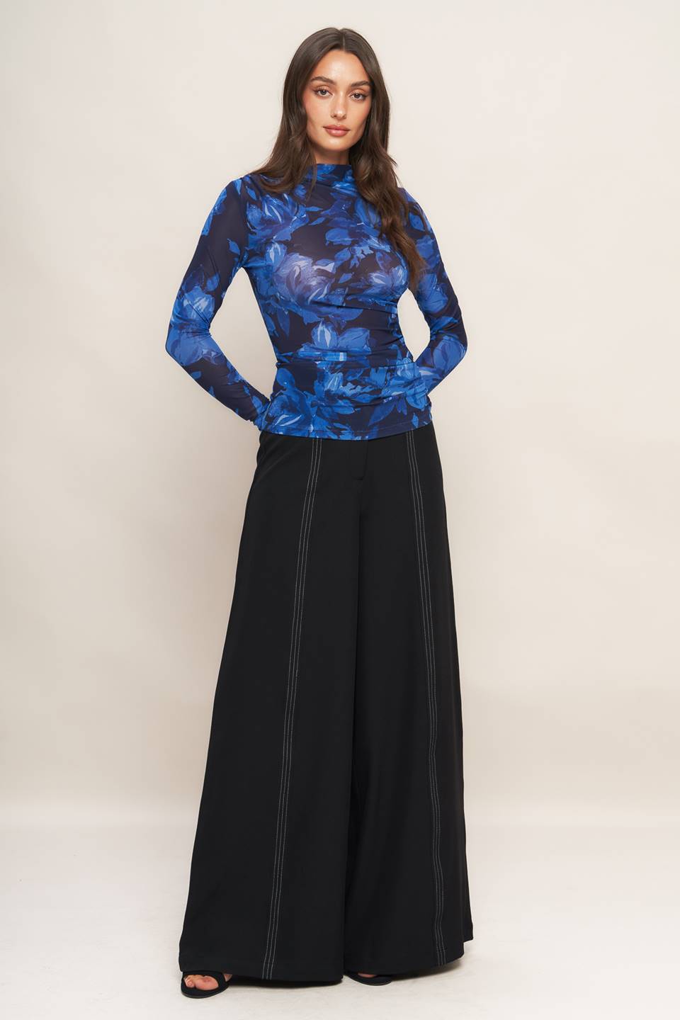 ILLUMINATED PETAL POWER MESH TOP