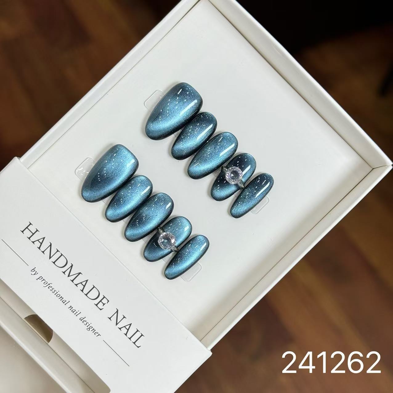 1030- Handmade press on nails fake nails removable