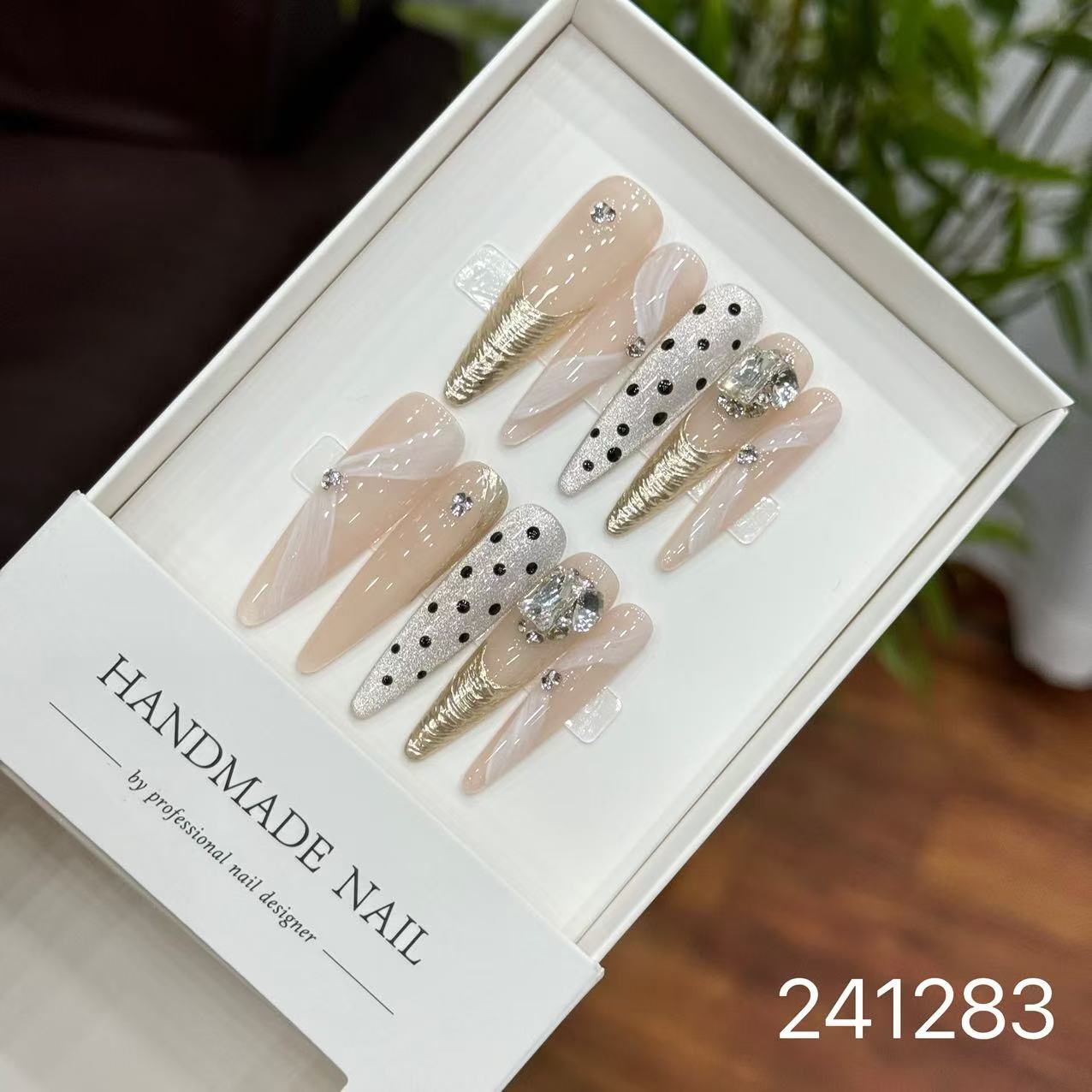 1030- Handmade press on nails fake nails removable