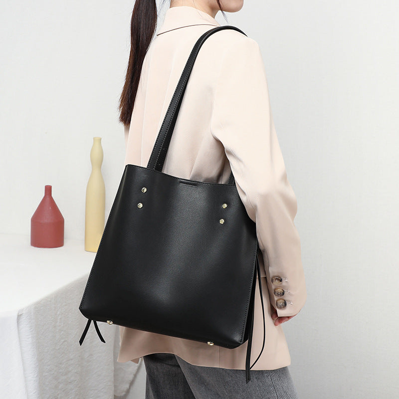 Genuine leather large hobo bag for women commuter bucket bag 5558