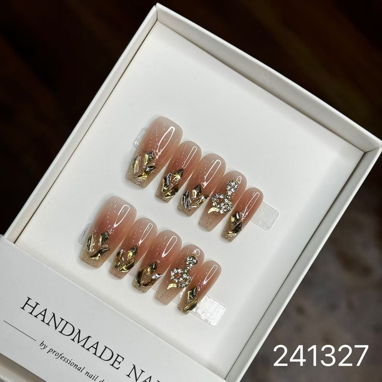 1031- Handmade press on nails fake nails removable